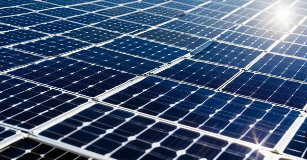 Panneau solaire photovoltaïque : guide complet et conseils utiles